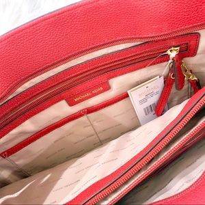 Michael Kors Bags - Michael Kors The Mercer Large Red Tote Michael Kors Bags - Michael Kors The Mercer Large Red Tote